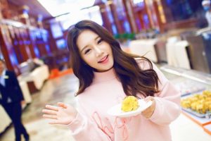 風騷淫蕩的女醫師和護士